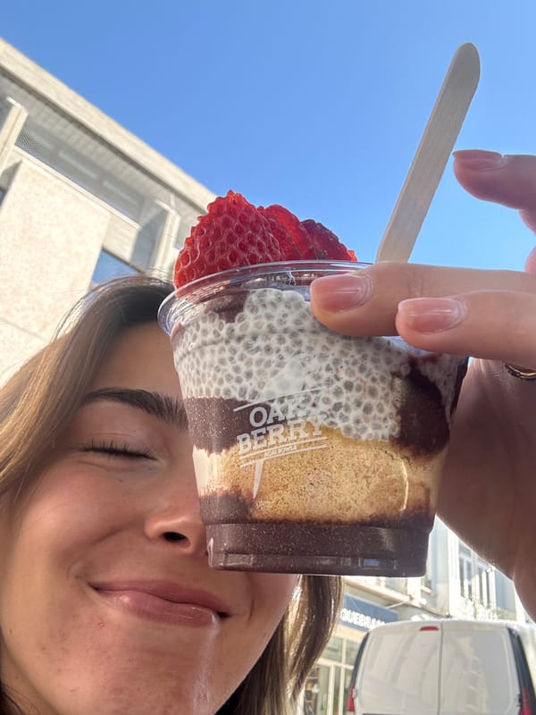 Street dessert enjoyment captured in Torres Vedras, Portugal