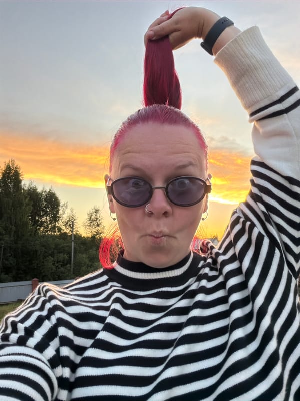 Sunset selfie session captured in Chaikovsky, Russia