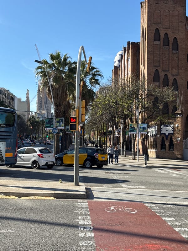 Barcelona landmarks documented during afternoon architectural tour
