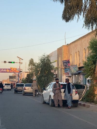 Afternoon street markets buzz with activity in Afghanistan