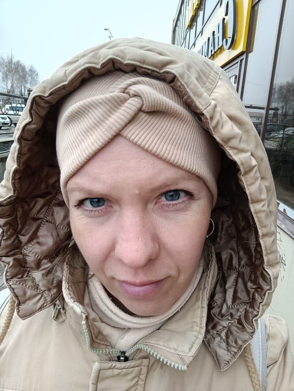 Morning moments captured in Chaikovsky: portraits, pet, industrial views