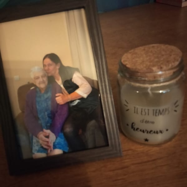 Domestic moments of reflection and love documented in Lannoy