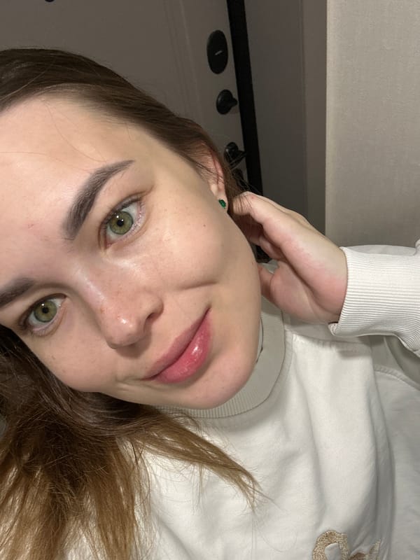 Woman documents early morning routine in Perm, Russia