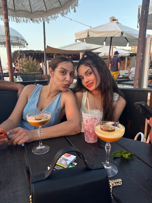 Beach sunset hangout with cocktails and shoreside vibes