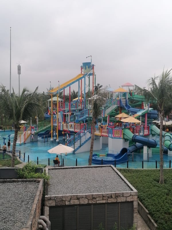 Morning activity observed at Bai Chay Ward water park