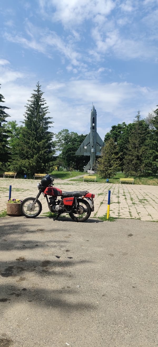 Everyday life documented across Kolomak, Ukraine in six minutes