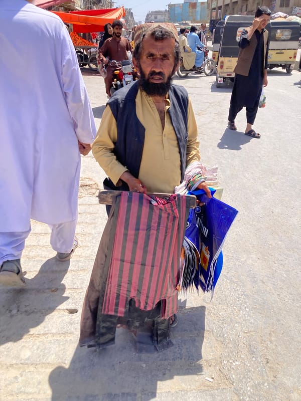 Morning poultry market activity documented in Quetta, Pakistan