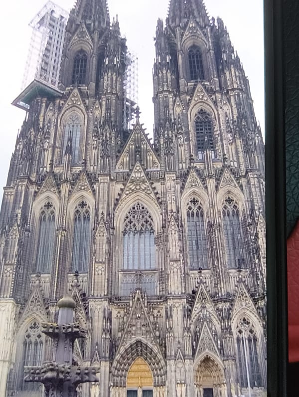Cathedrals, concerts, coastal crafts, and horses in one session