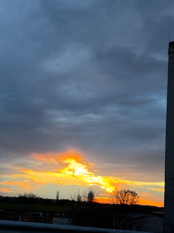 Sunset observed through overcast skies in Cheshnegirovo, Bulgaria