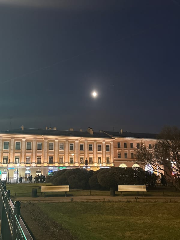 Evening residential scene captured in Saint Petersburg