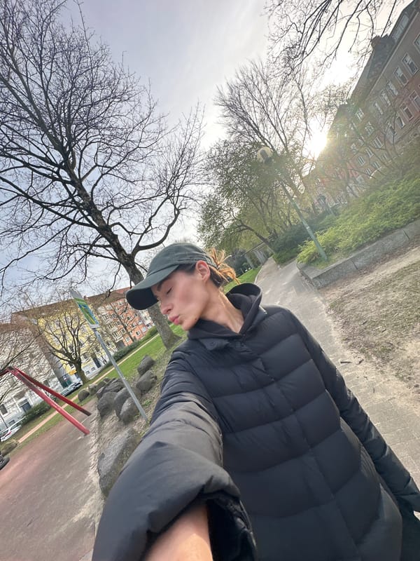 Person spotted at playground and street locations in Kiel