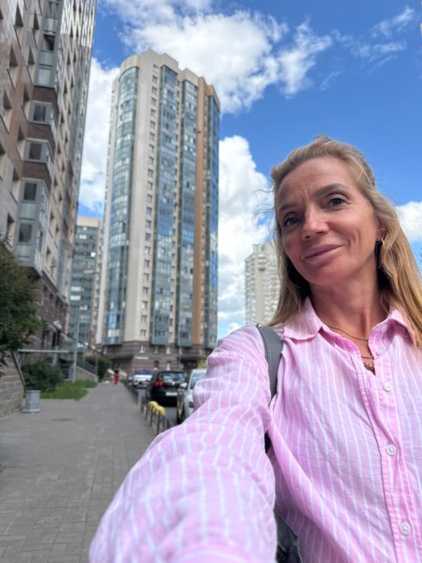 Casual afternoon stroll through Vsevolozhsk streets and landmarks