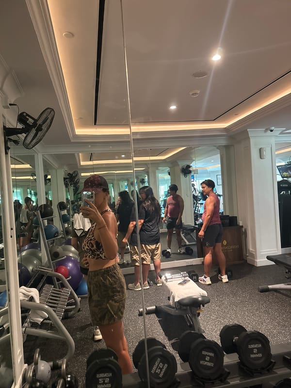 Early morning gym session documented in Kuta Selatan