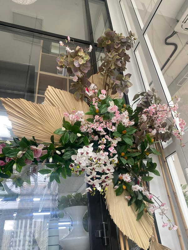 Early morning floral displays documented across Yekaterinburg locations