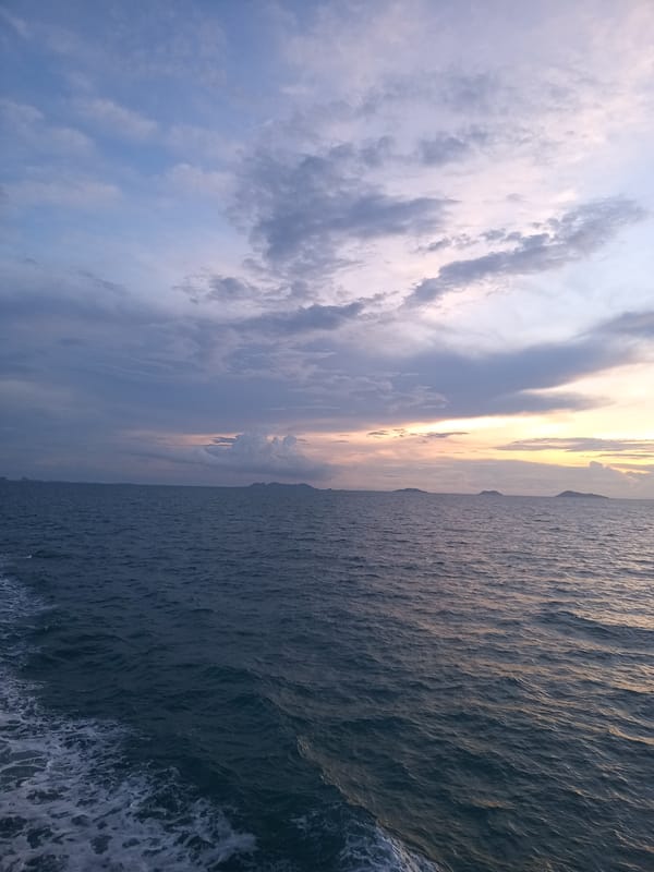 Sunset seascape documented over Thai coastal waters