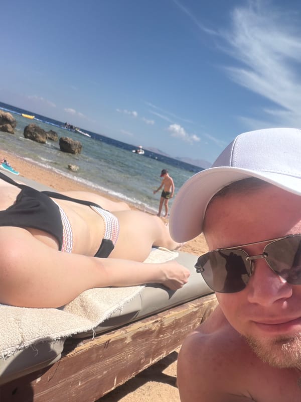 Tourist explores beaches and landscapes in Sharm El Sheikh