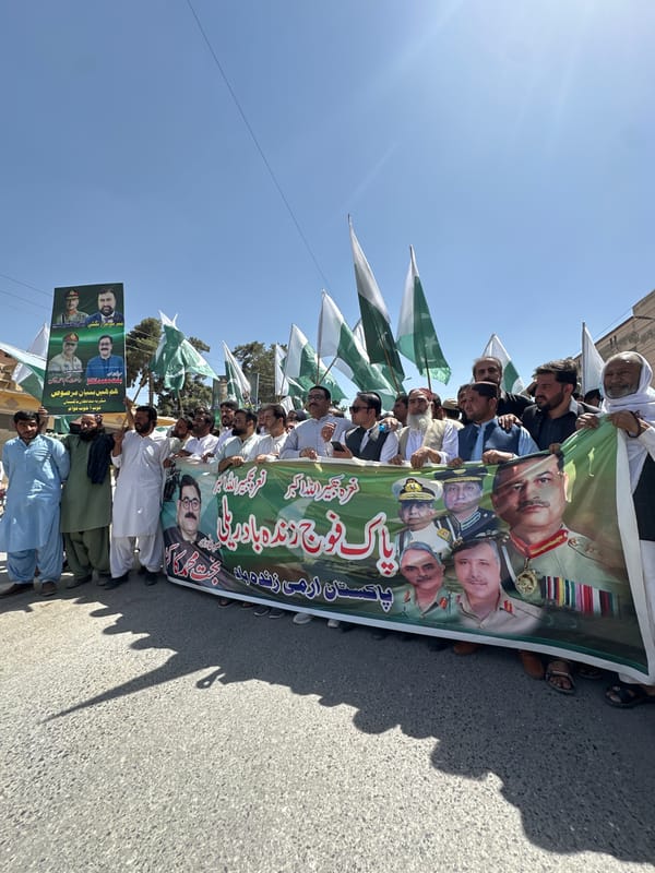 Pro-military demonstration with Pakistani flags held in Quetta