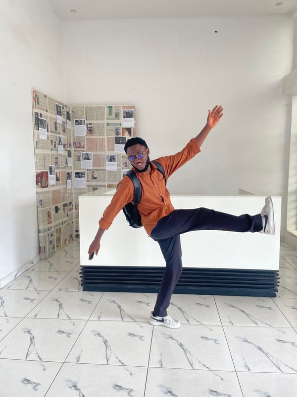 Afternoon in Jos: streets, gatherings, and city life