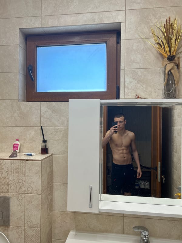 Man takes mirror selfies in Burgas bathroom