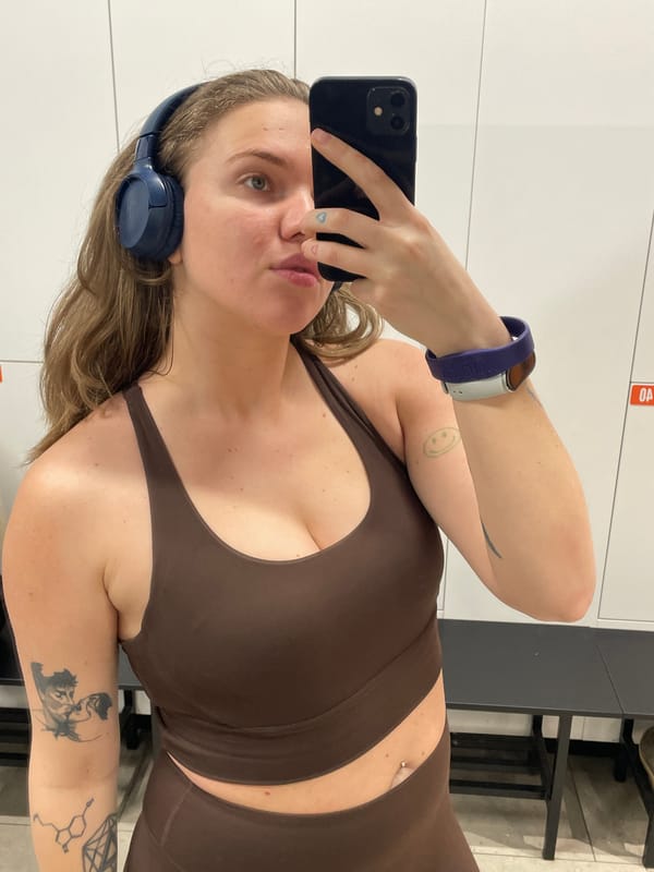 Woman photographed in workout attire at Moscow gym