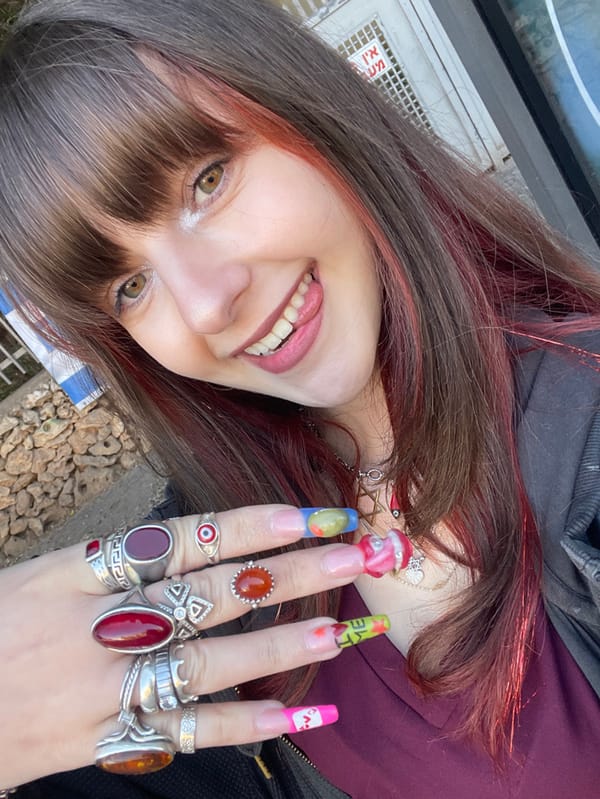 Woman takes selfies around Raanana, Israel during 8-minute period