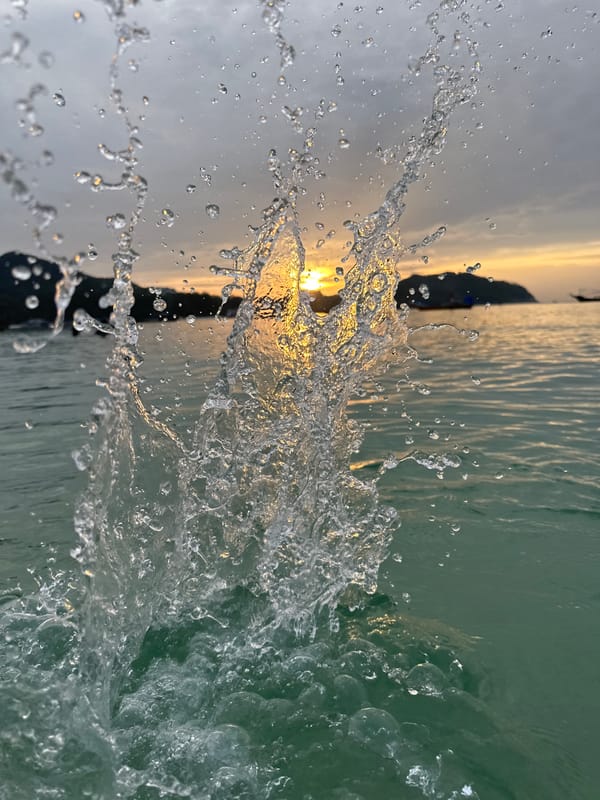Coastal morning on Ko Pha-ngan, beaches to backstreets