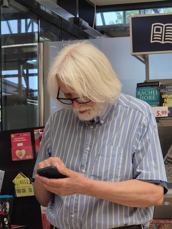 Ordinary London moments captured during Saturday afternoon hours