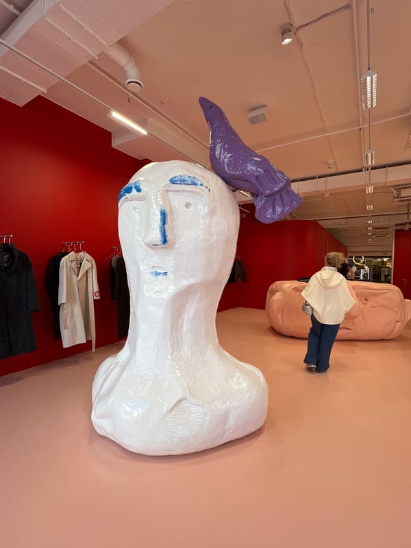 Art-retail hybrid space documented in Minsk