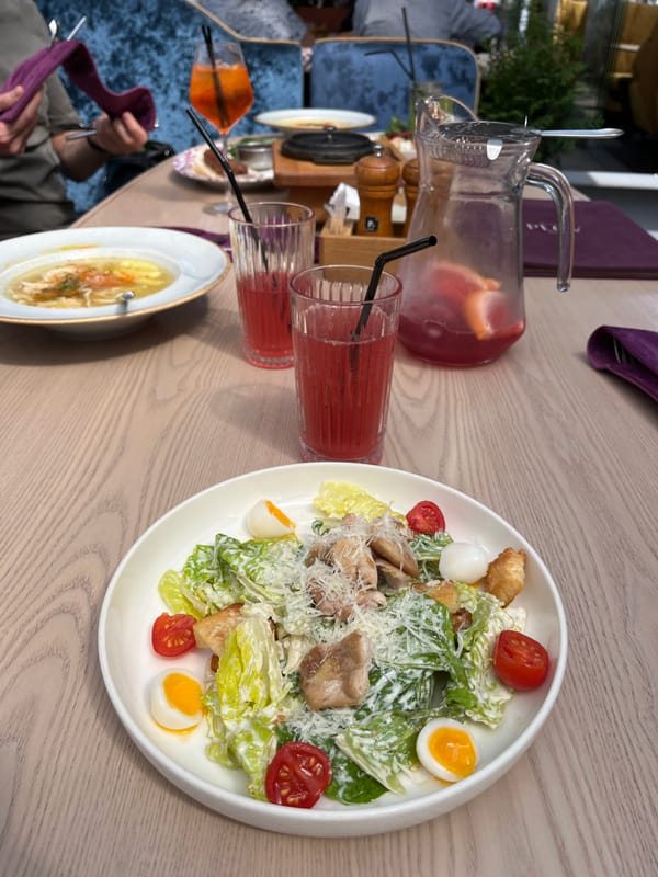 Morning dining experience documented at Yekaterinburg restaurant