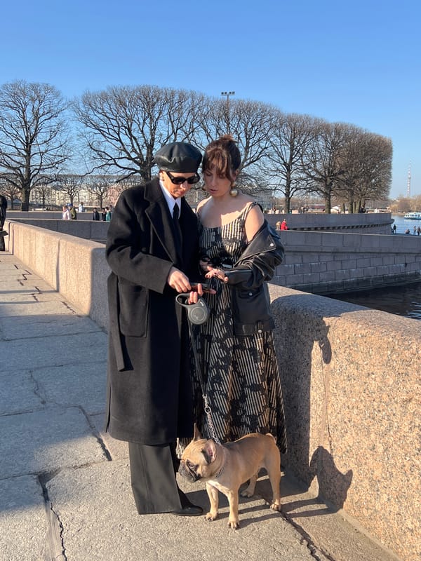 Sunny afternoon brings residents to Saint Petersburg riverfront