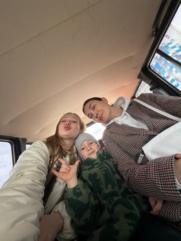 Family group photographed in vehicle in Zasechnoye, Russia