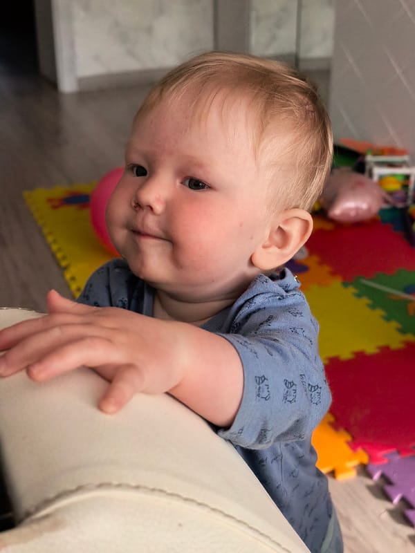 Toddler's early morning playtime documented in Sterlitamak home