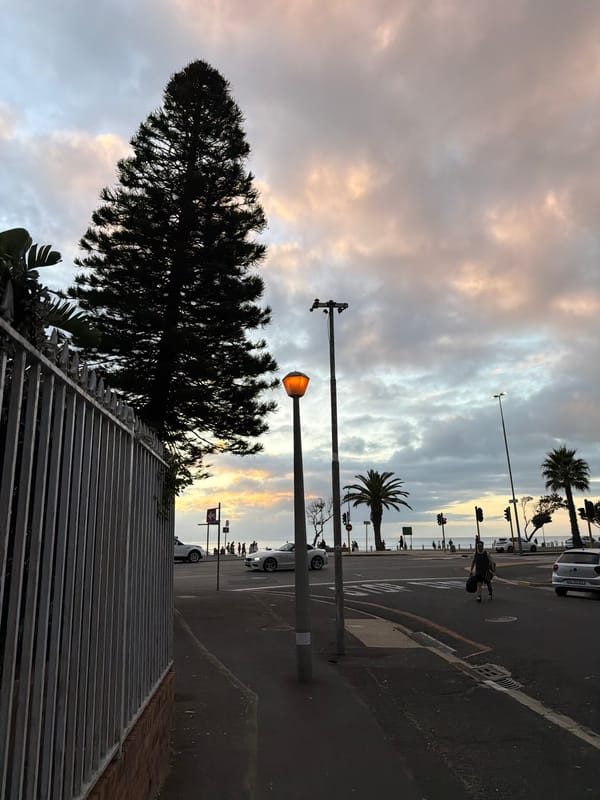 Cape Town evening street scenes captured during six-minute span