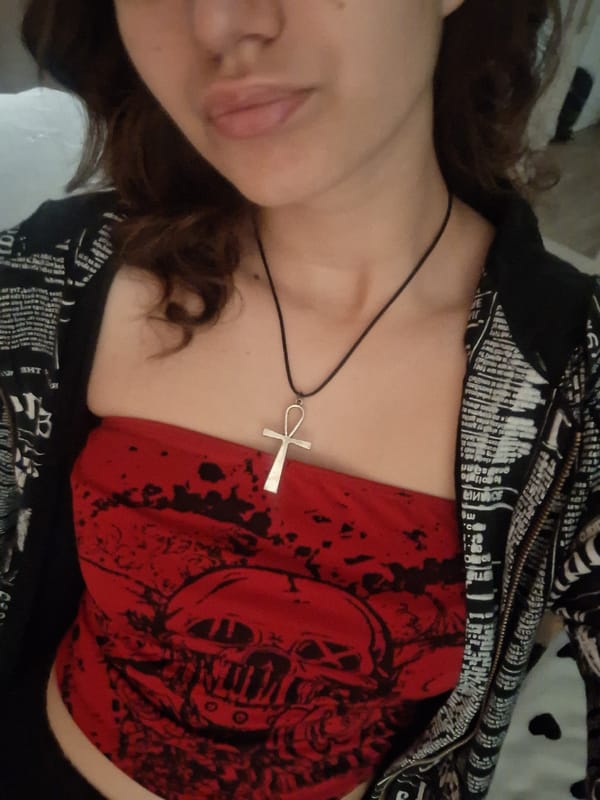 Woman in skull-design top spotted in Panagyurishte, Bulgaria