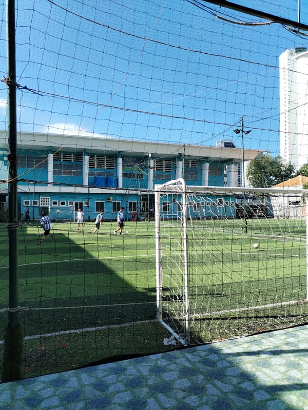 Morning life documented across Bac Nha Trang Ward, Vietnam