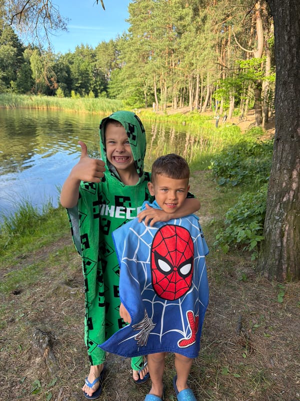Summer afternoon: outdoor hangouts and a spread of toys