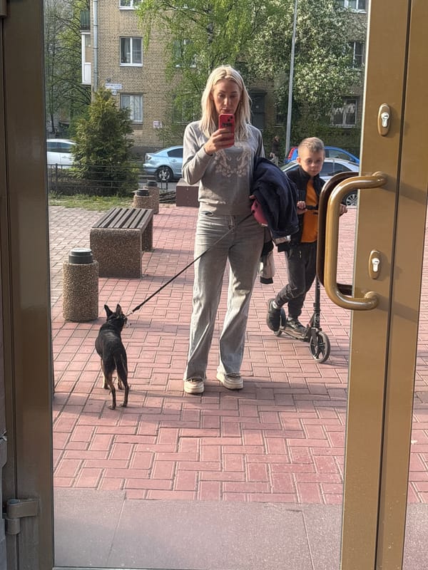 Everyday moments documented across Saint Petersburg during afternoon hours