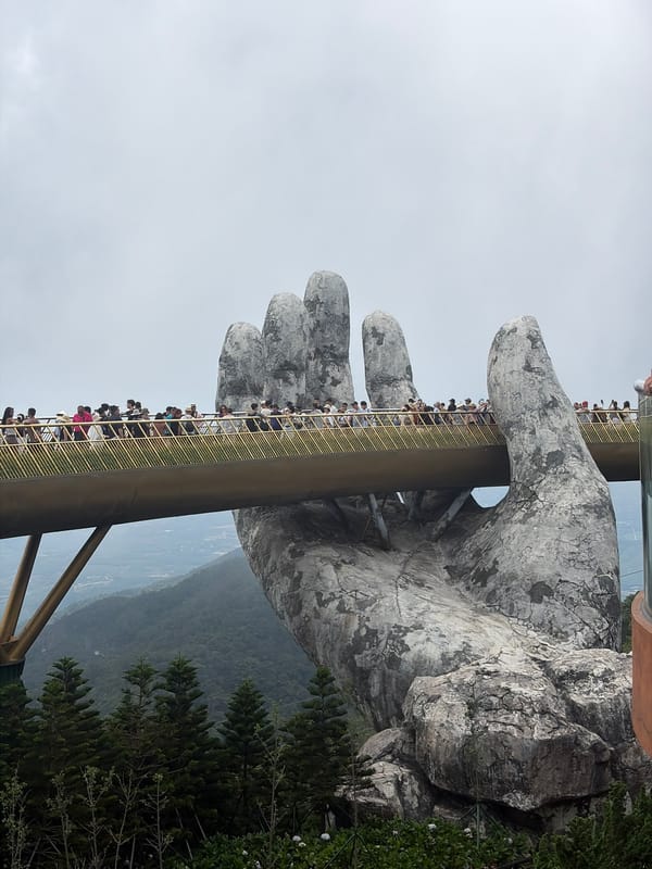 Early morning tourist activity captured at Golden Bridge complex