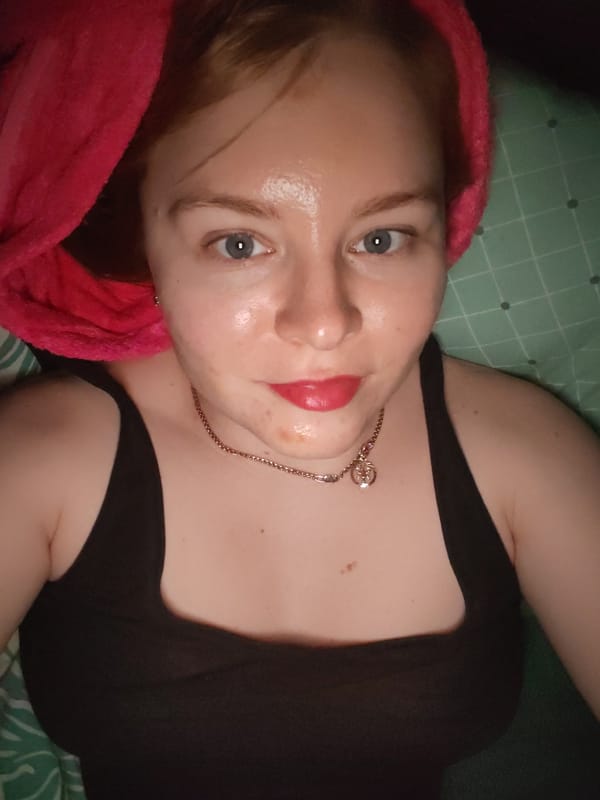 Woman documents quiet rainy evening at home in Izhevsk