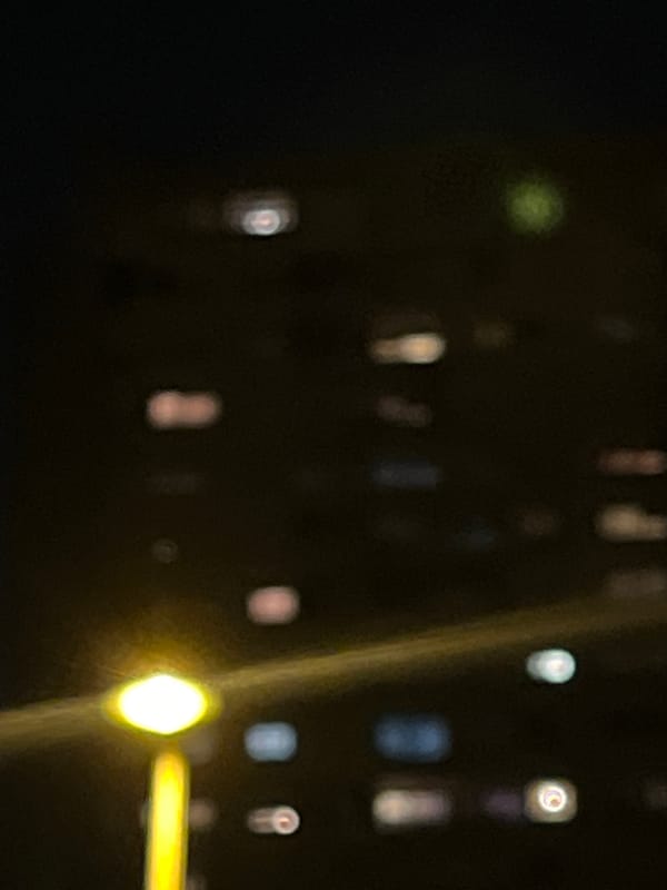 Evening scenes from residential Zagreb neighborhoods captured by witnesses