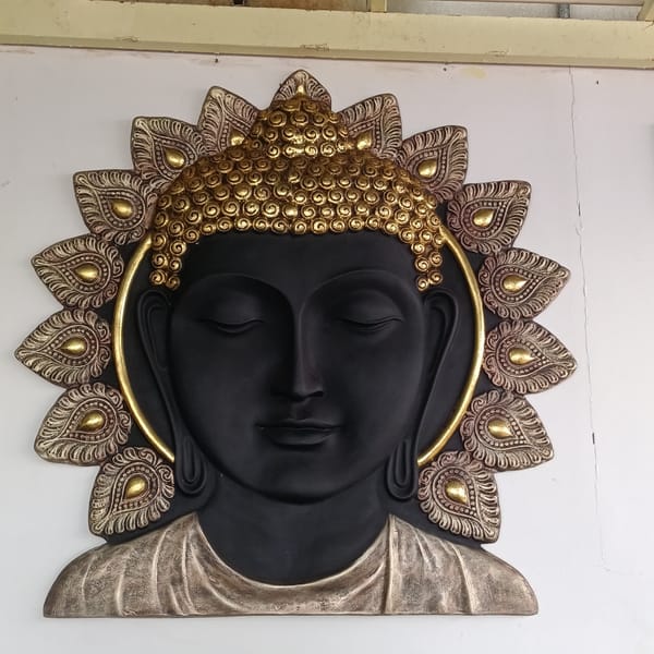 Witness documents Buddha sculptures and coastal bridges in Mandrem