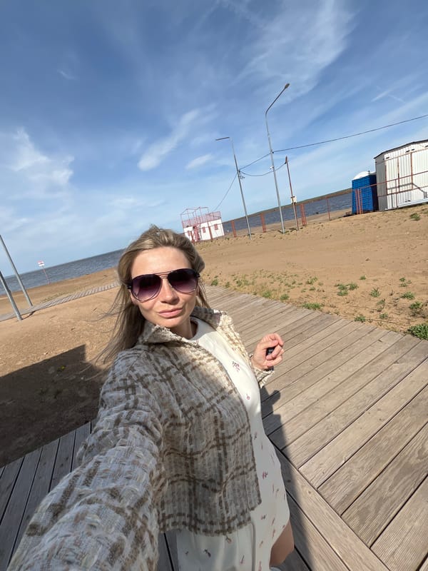 Spring morning leisure activities captured across Chaikovsky, Russia