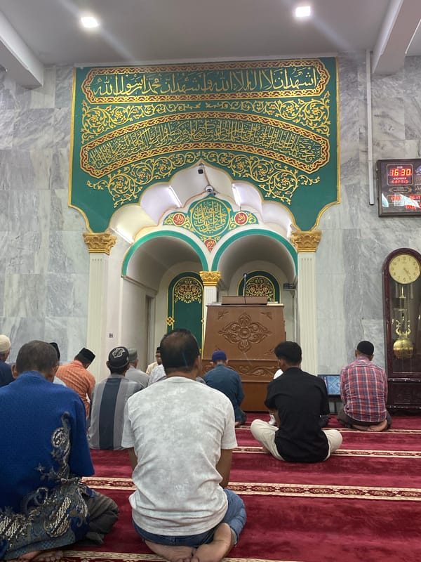Morning prayers observed at Lhokseumawe mosques