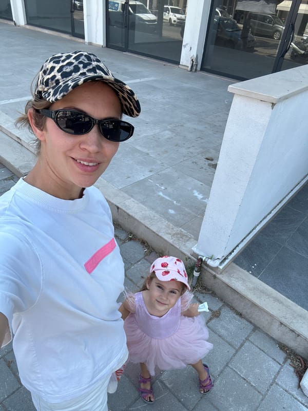 Sunny afternoon walk through Fethiye's palm-lined streets