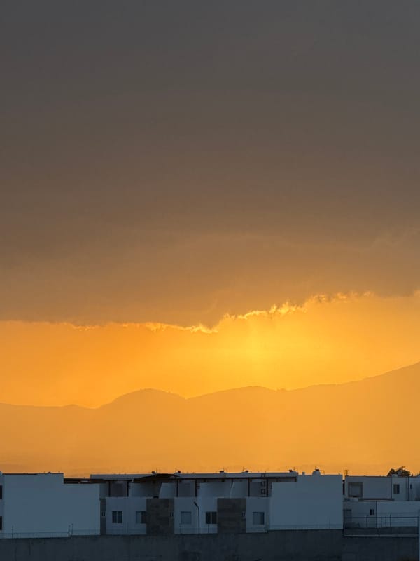 Sunset captured over San Francisco Ocotlán urban landscape