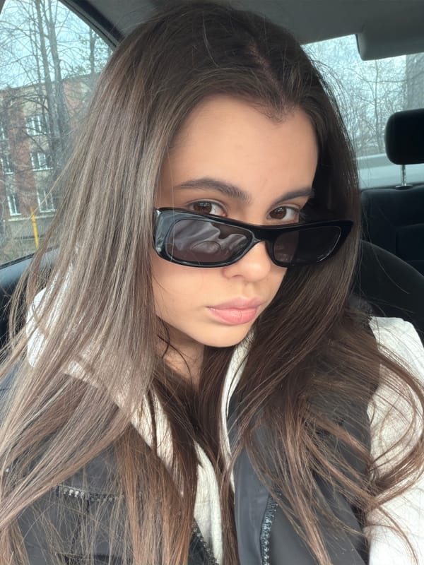 Woman documents morning routine around Chaikovsky, Russia