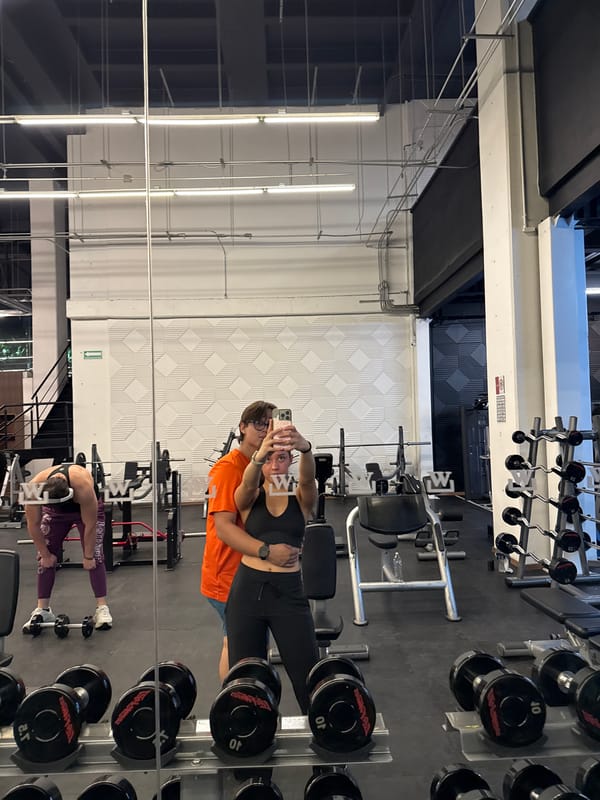 Early morning gym session documented in Puebla, Mexico