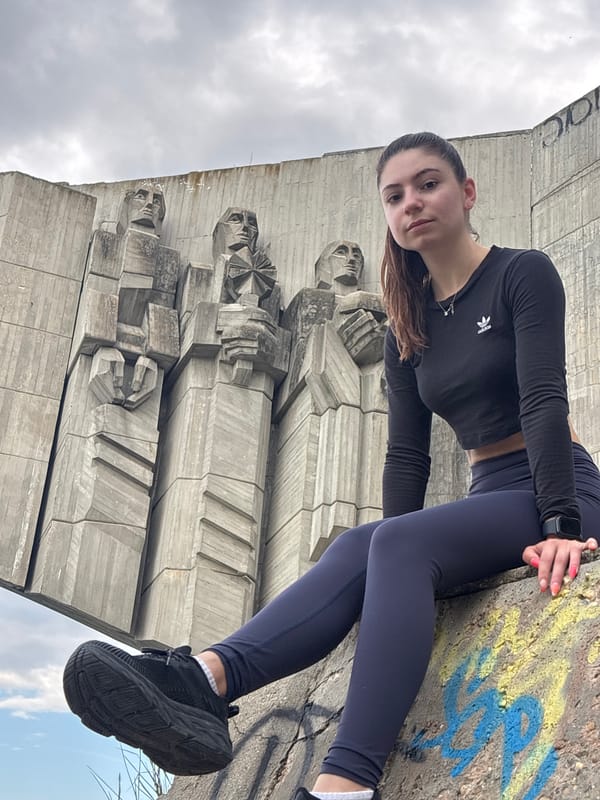 Early morning fitness session at Bulgarian-Soviet Friendship Monument