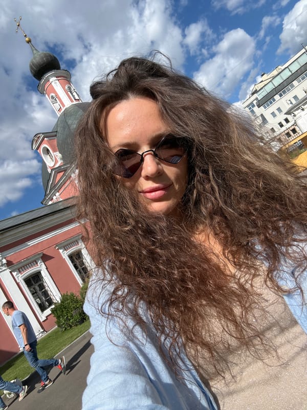Afternoon stroll through Moscow's Orthodox church district