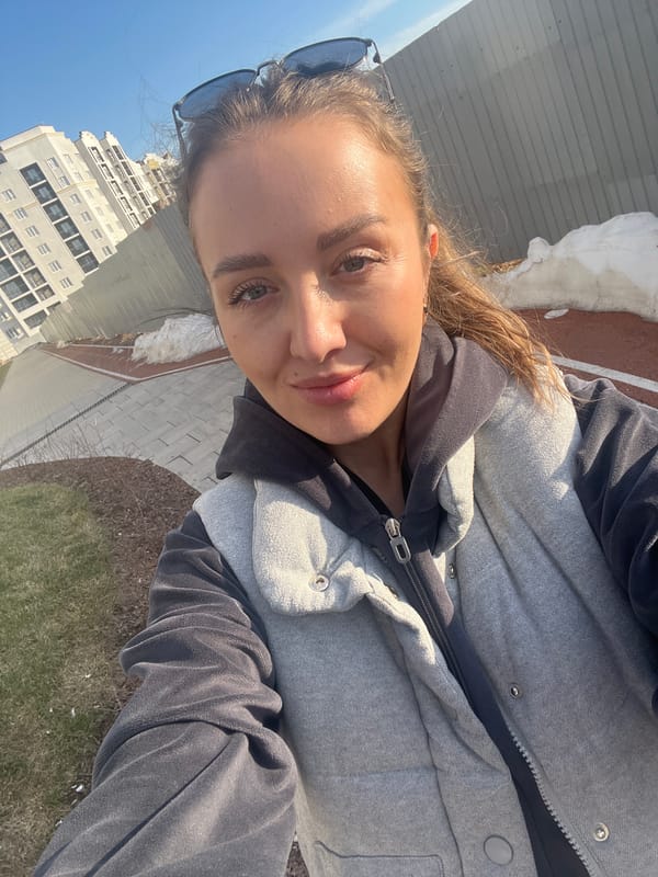 Spring outdoor photography session captured in Pervomaysky, Russia